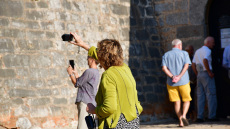 Απογοητευμένοι οι τουρίστες από το ολοήμερο λουκέτο σε μουσεία και αρχαιολογικούς χώρους
