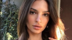 Εμιλι Ρατακόφσκι: Με βίντεο από την Ελλάδα ευχήθηκε χρόνια πολλά στη φίλη της