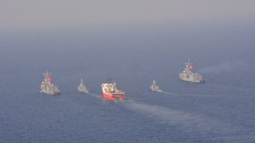 Επίδειξη δύναμης από το Τουρκικό Επιτελείο: Διαφημίζει το Μπαρμπαρός και τα πολεμικά πλοία που το συνοδεύουν!