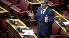 Λοβέρδος: Λειτουργική ανικανότητα και ηθική αναλγησία της κυβέρνησης στο Μεταναστευτικό