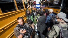 Οι πρώτοι μετανάστες από το καραβάνι έφτασαν στα σύνορα με τις ΗΠΑ