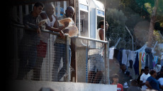 Εκρηκτική η κατάσταση στη Σάμο: Σε hotspot 700 θέσεων ζουν 5.000 μετανάστες