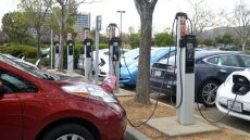 Νέες επιδοτήσεις για αγορά ηλεκτροκίνητων αυτοκινήτων