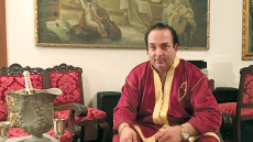 Ο Ριχάρδος οδηγείται  στις φυλακές Ναυπλίου 