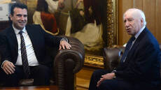 Ο Νίμιτς τηλεφώνησε στον Ζάεφ μετά τις δηλώσεις για τη «μακεδονική μειονότητα»