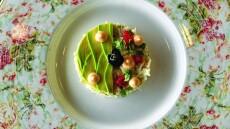 Βραβεία Ελληνικής Κουζίνας 2025: Δείτε τη λίστα με τα εστιατόρια νικητές από όλη την Ελλάδα 