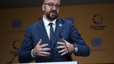 Μισέλ: Συζήτηση μόνο πάνω σε «συγκεκριμένες προτάσεις» για την άρση πατεντών στα εμβόλια