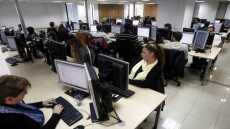 «Άρωμα» εκλογών από το τετραετές πλάνο προσλήψεων που ετοιμάζει η κυβέρνηση