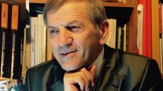 Στο στόχαστρο των αλβανικών Αρχών Βορειοηπειρώτης πανεπιστημιακός επειδή μετέφερε «αντεθνικά» βιβλία