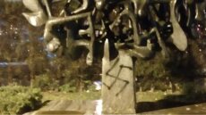 Παρέμβαση της Ξένης Δημητρίου για τη βεβήλωση του Μνημείου του Ολοκαυτώματος