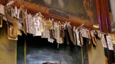 Πάτρα: Χειροπέδες σε δύο άνδρες που έκλεψαν χρυσά τάματα από εκκλησία