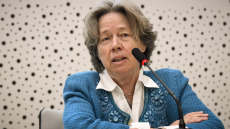 Κορωνοϊός - Λινού: «Δεν υπάρχουν μελέτες ότι ο ιός μεταδίδεται με το σάλιο, βεβαίως θα κοινωνούσα»