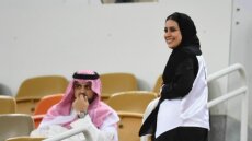 Νίκη του ποδοσφαίρου στην Τζέντα, χιλιάδες γυναίκες στο γήπεδο!