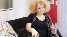 Η ηθοποιός Τζένη Διαγούπη αποκάλυψε πως δεν μπορεί να κάνει παιδί