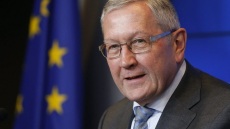 Ρέγκλινγκ: Το ελληνικό χρέος είναι βιώσιμο