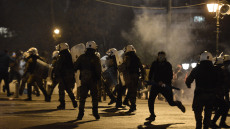 Συλλαλητήριο για Μακεδονία: 10 συλλήψεις - Προσαγωγές και έξω από το σπίτι του Αμερικανού πρέσβη