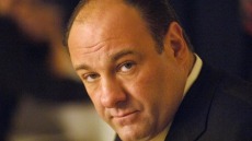 Στα «σκαριά» το πρίκουελ των θρυλικών «Sopranos» - Τον νεαρό «Τόνι» θα υποδυθεί ο γιος του Γκαντολφίνι!