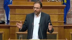 Θεοχαρόπουλος: Δεν στηρίζουμε την κυβέρνηση, στηρίζουμε την επίλυση του Μακεδονικού 