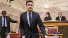 «Σαρώνουν» τα αποθεματικά των κρατικών φορέων αλλά... βγαίνουν στις αγορές