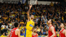 Euroleague, Μακάμπι-Ολυμπιακός 65-64: Ήττα στις λεπτομέρειες και... μπλέξιμο