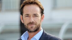 Η οικογένειά του αποσύνδεσε τον Luke Perry από την μηχανική υποστήριξη