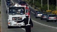 Με δορυφόρο θα παρακολουθεί η ΑΑΔΕ τα φορτηγά σε όλη την Ελλάδα