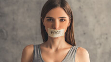 Οι διατροφικές διαταραχές «πληγώνουν» την καρδιά