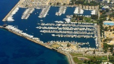 Στην επόμενη φάση και οι τρεις οι υποψήφιοι για την Μαρίνα Αλίμου