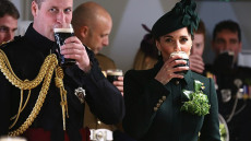 Η Κέιτ Μίντλετον «κατέβασε» άνετα μια μπύρα για την Ημέρα του Αγίου Πατρικίου