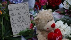 Μακελειό στη Νέα Ζηλανδία: Η Βρετανία έτοιμη να συνδράμει στις έρευνες με όποιον τρόπο μπορεί