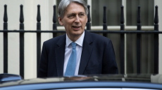 Χάμοντ: Η παραίτηση Μέι δεν θα επιλύσει το Brexit