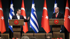 Ο Ερντογάν κάνει την Αγία Σοφία τζαμί και η κυβέρνηση απαντά με... «πολιτική κατευνασμού»!