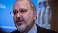 Ξυδάκης στον ΘΕΜΑ 104,6: «Αμαύρωση» της εθνικής επετείου οι διαμαρτυρίες την 25η Μαρτίου