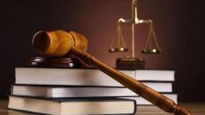 Στα πρωτοσέλιδα του διεθνούς Τύπου η δικαστική διαμάχη Μαρινάκη - Καρυπίδη