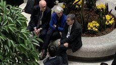 Reuters: To Σαββατοκύριακο η συμφωνία Ελλάδας - ΔΝΤ για πρόωρη αποπληρωμή