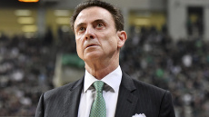 Πιτίνο: «Ίσως λείψει στα δύο πρώτα ματς ο Γκιστ, ευλογία που χάσαμε από τη Ρεάλ στο ΟΑΚΑ»