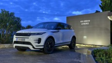 Το Range Rover Evoque «μάγεψε» την Αθηναϊκή Ριβιέρα