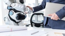 «Έξυπνες» επεμβάσεις: Τις καλύπτουν τα συμβόλαια υγείας;