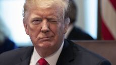 «Καθαρός» ο Τραμπ από την έκθεση του Μάλερ 