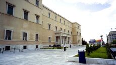 Βουλή: Προς ανανέωση 210 συμβάσεων προσωπικού ορισμένου χρόνου