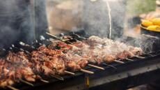 Έρευνα- σοκ: Πώς τα μπάρμπεκιου συμβάλουν στην ατμοσφαιρική ρύπανση