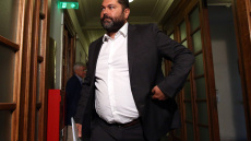 Κι άλλος υπουργός σε ιδιωτικό σκάφος 