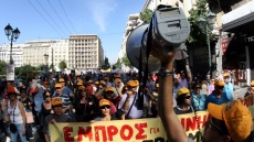 Έρευνα: Δεύτεροι οι Έλληνες σε δυσαρέσκεια για το πώς λειτουργεί η Δημοκρατία 