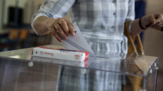 Σχέδιο νόμου για τις εκλογές: Αυξάνονται σε 15 οι βουλευτές Επικρατείας