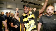 Άρης: Τρέλα για Ιντέγε που έφτασε στη Θεσσαλονίκη