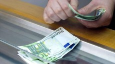 Ακατάσχετος λογαριασμός: Αυξάνεται το όριο των 1.250 ευρώ για τους συνεπείς οφειλέτες