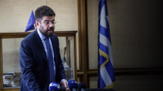 Καλογήρου σε Αλιβιζάτο για Κασιδιάρη: Θεσμική σοβαρότητα από τον ΣΥΡΙΖΑ, όχι μικροψυχία