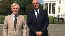 Συνάντηση Δένδια - Μπόλτον: Στο επίκεντρο η ενδυνάμωση της στρατηγικής σχέσης Ελλάδας - ΗΠΑ