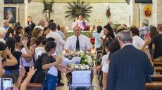 Serial killer στην Κύπρο: Συγκίνηση στην κηδεία δύο θυμάτων