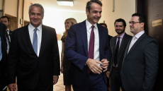 Μητσοτάκης στο υπ. Αγροτικής Ανάπτυξης: Κεντρική προτεραιότητα η αναβάθμιση του πρωτογενούς τομέα